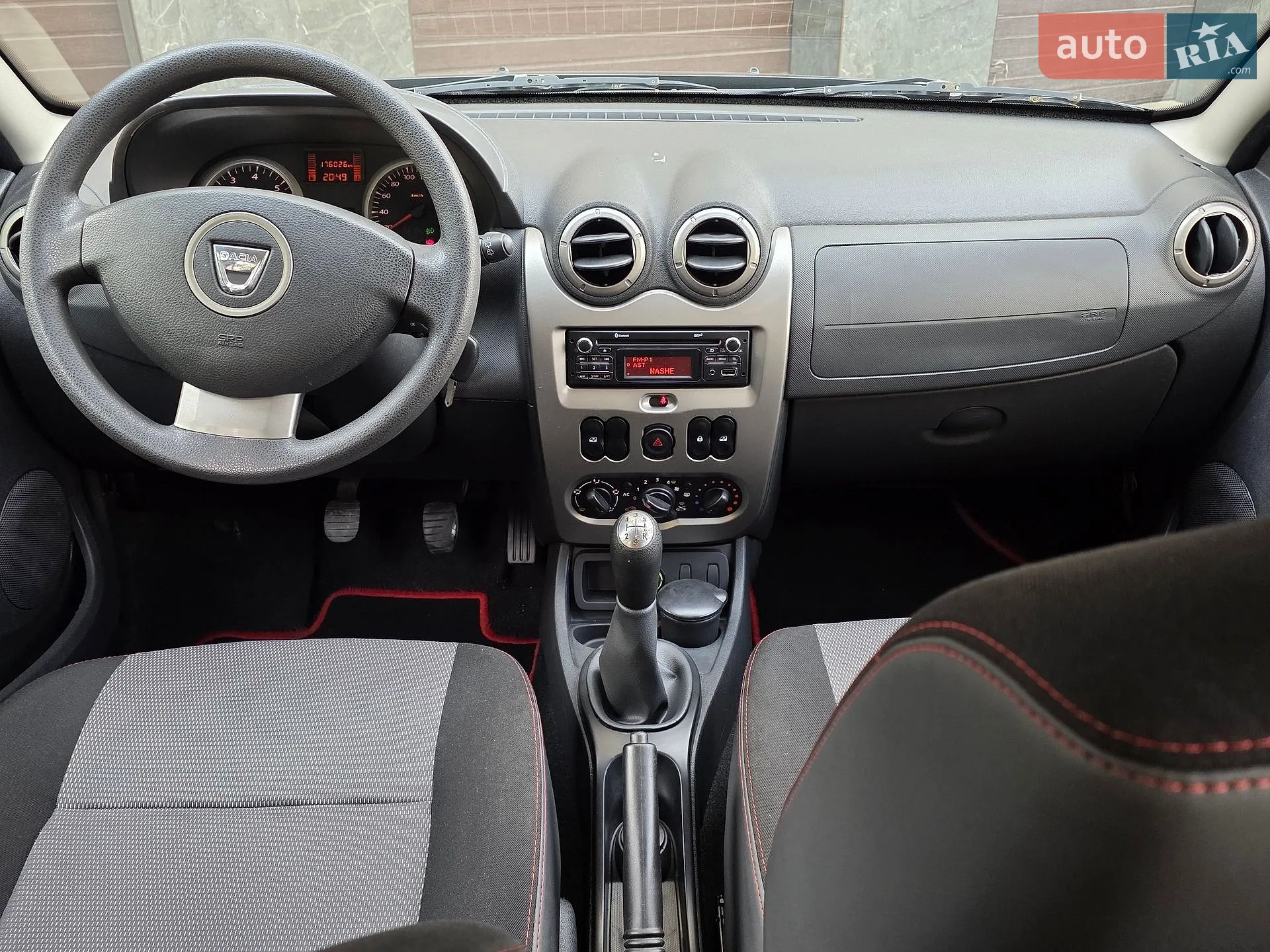 2014 Dacia Duster - мініатюра 31