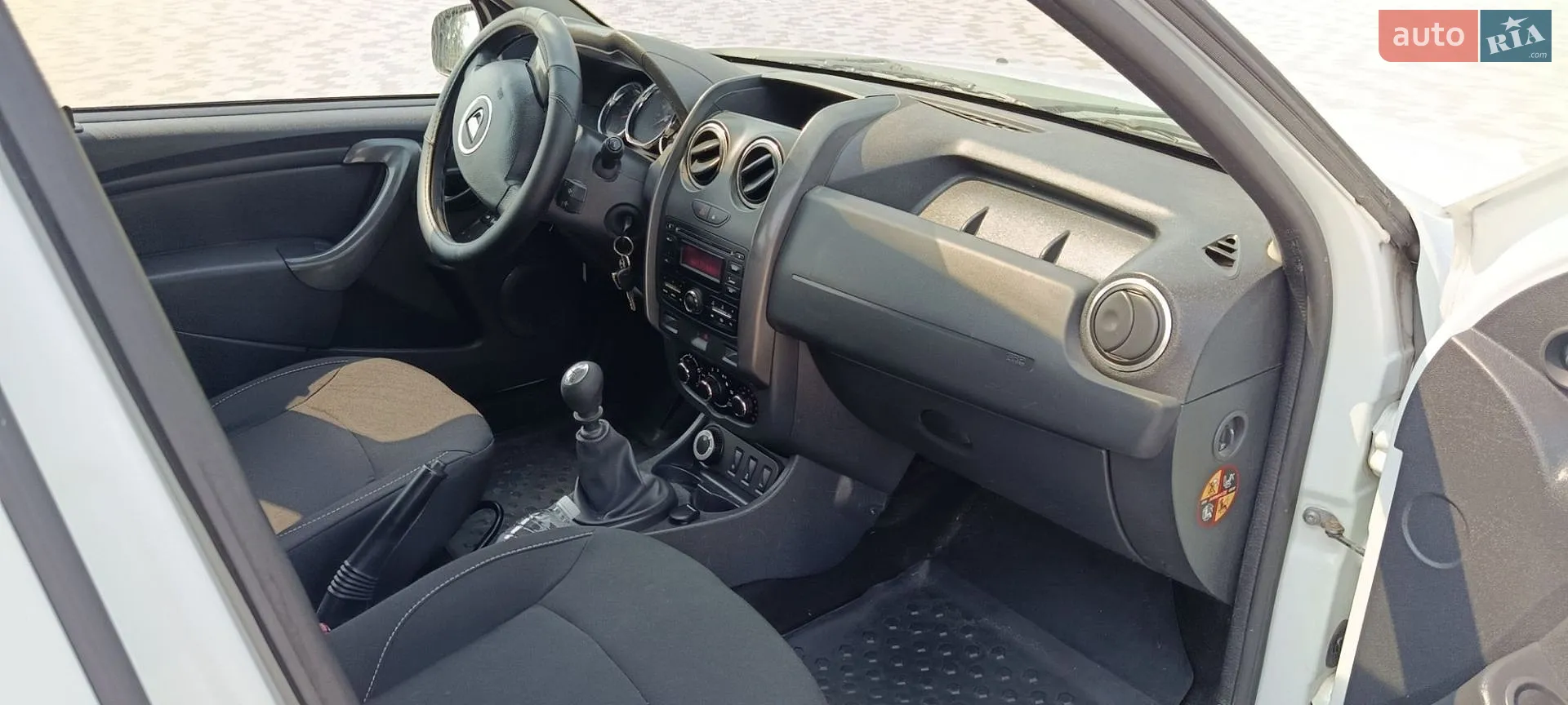 2016 Dacia Duster - мініатюра 12