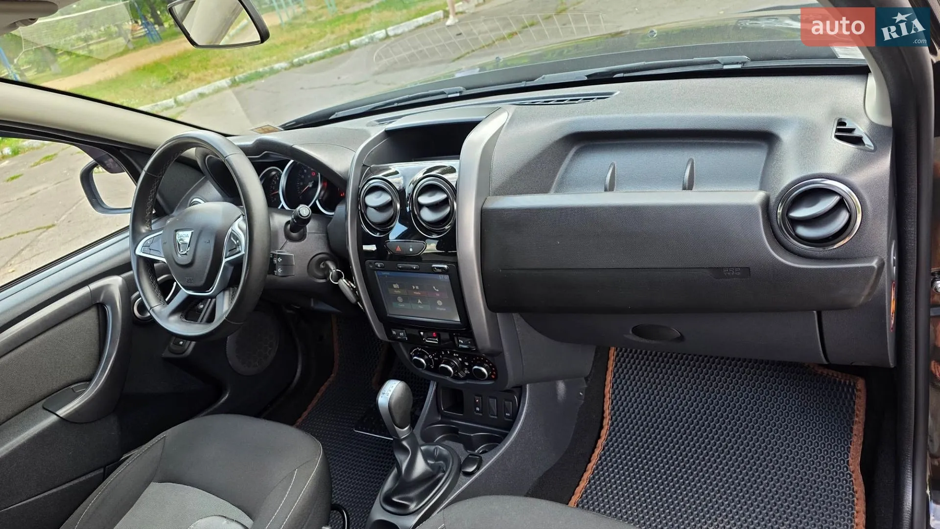 2017 Dacia Duster - мініатюра 137