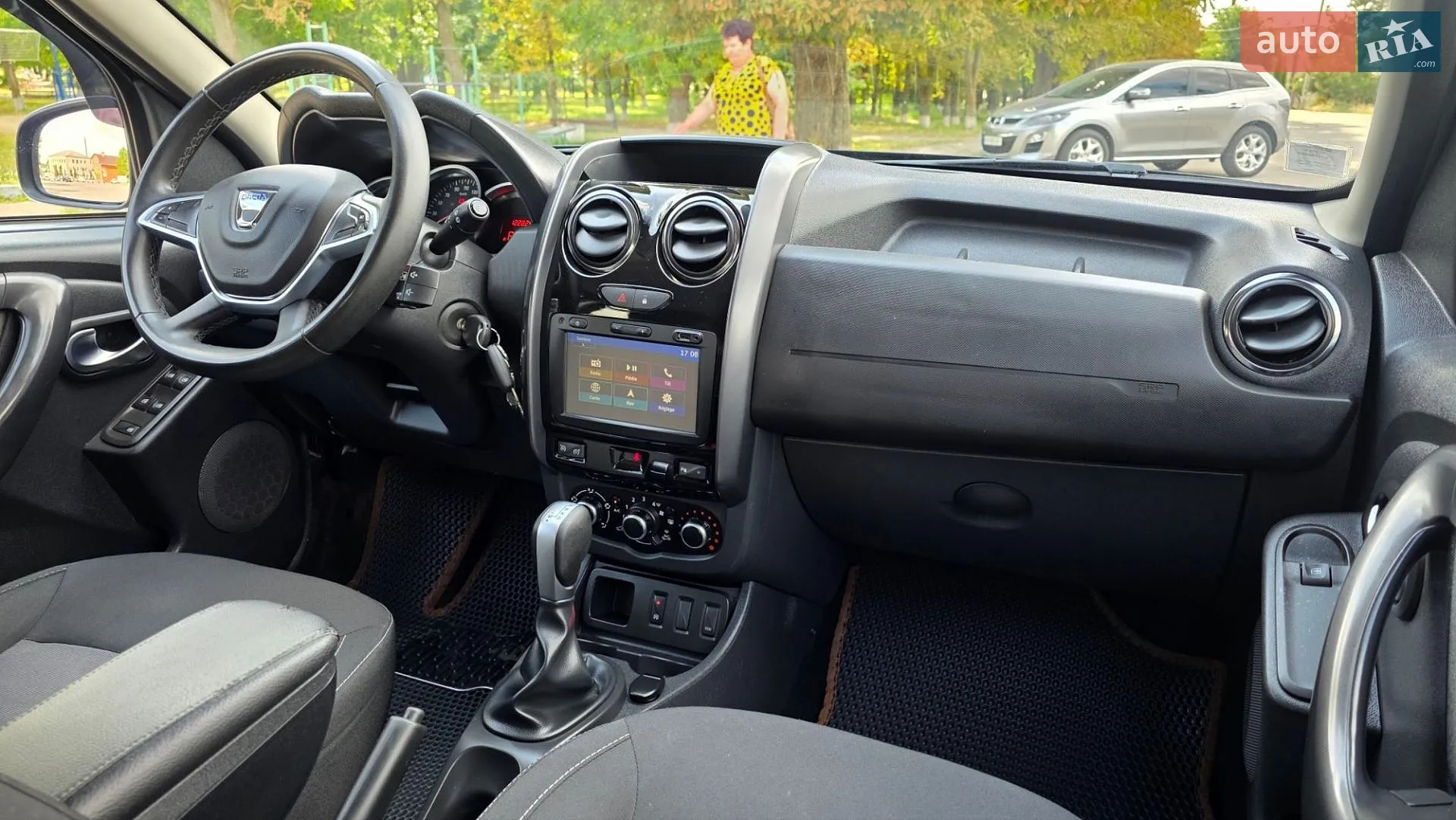 2017 Dacia Duster - мініатюра 151
