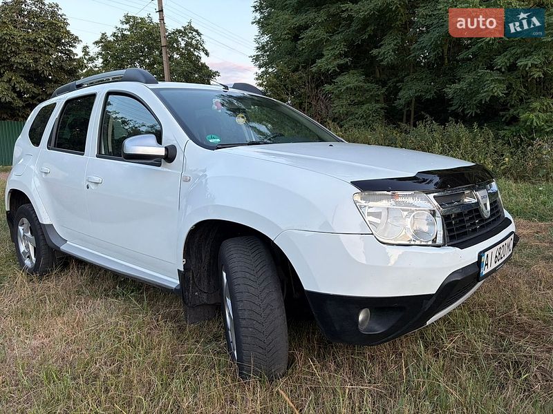 Позашляховик / Кросовер Dacia Duster 2012 в Переяславі