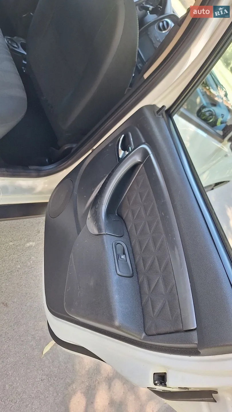 2014 Dacia Duster - мініатюра 20