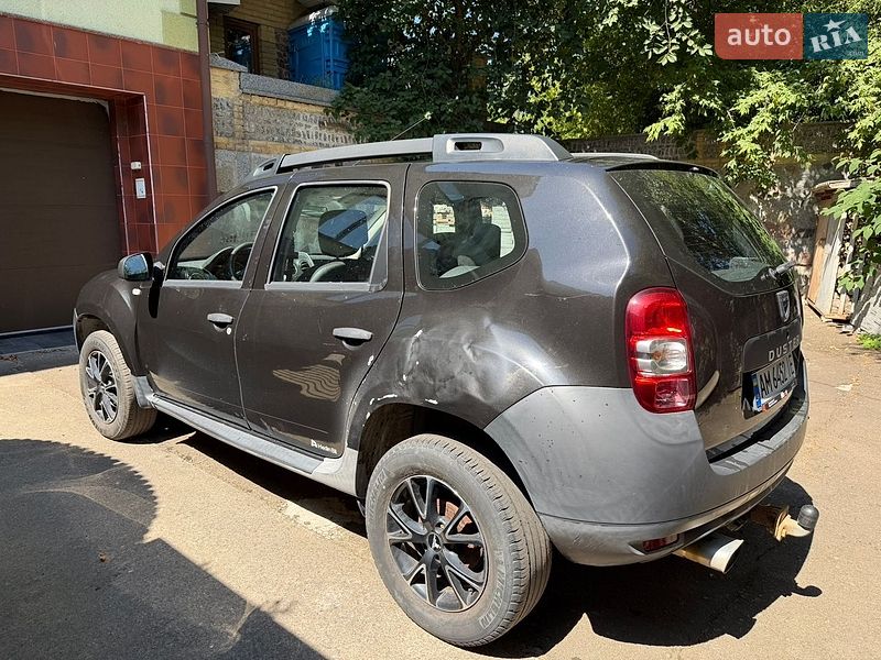 Позашляховик / Кросовер Dacia Duster 2014 в Житомирі