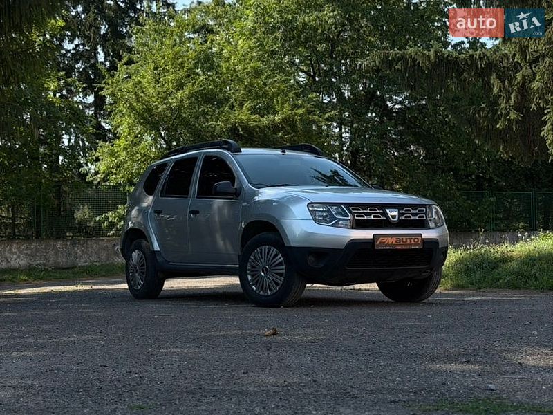 Позашляховик / Кросовер Dacia Duster 2016 в Бурштині