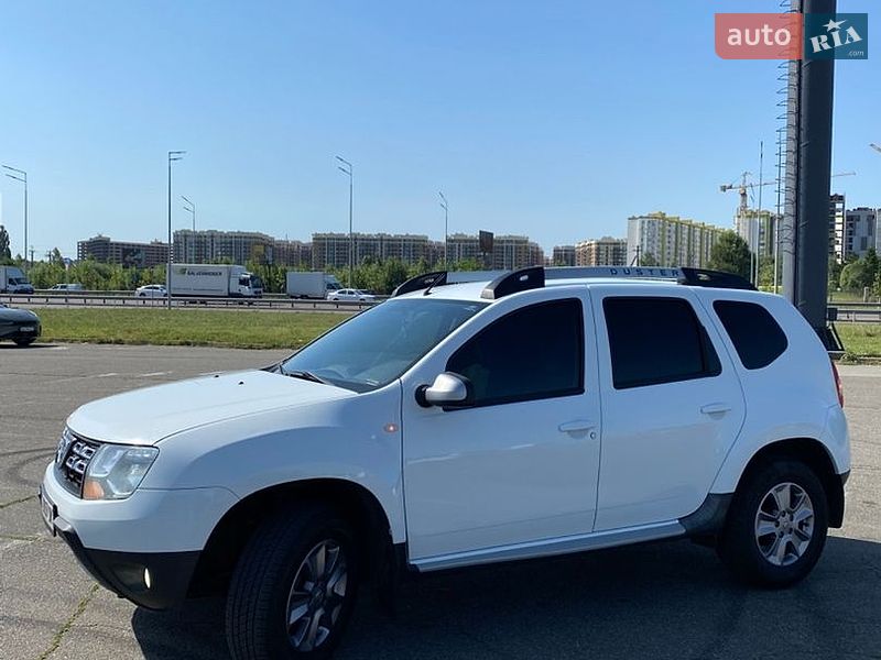 Внедорожник / Кроссовер Dacia Duster 2014 в Киеве