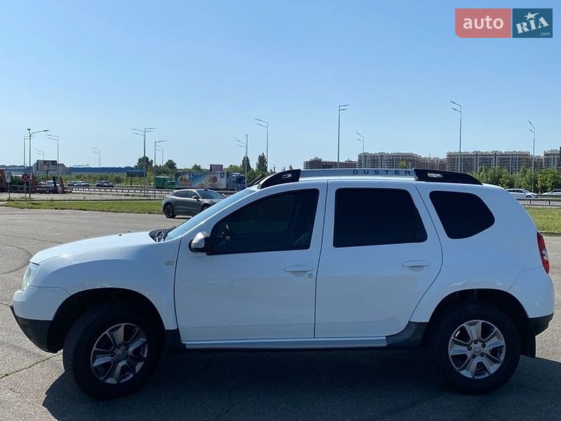 Внедорожник / Кроссовер Dacia Duster 2014 в Киеве