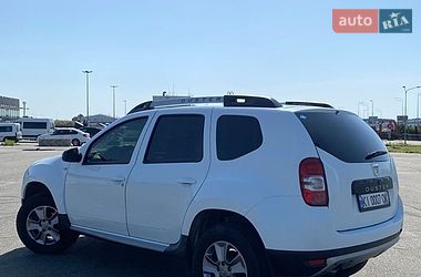 Внедорожник / Кроссовер Dacia Duster 2014 в Киеве