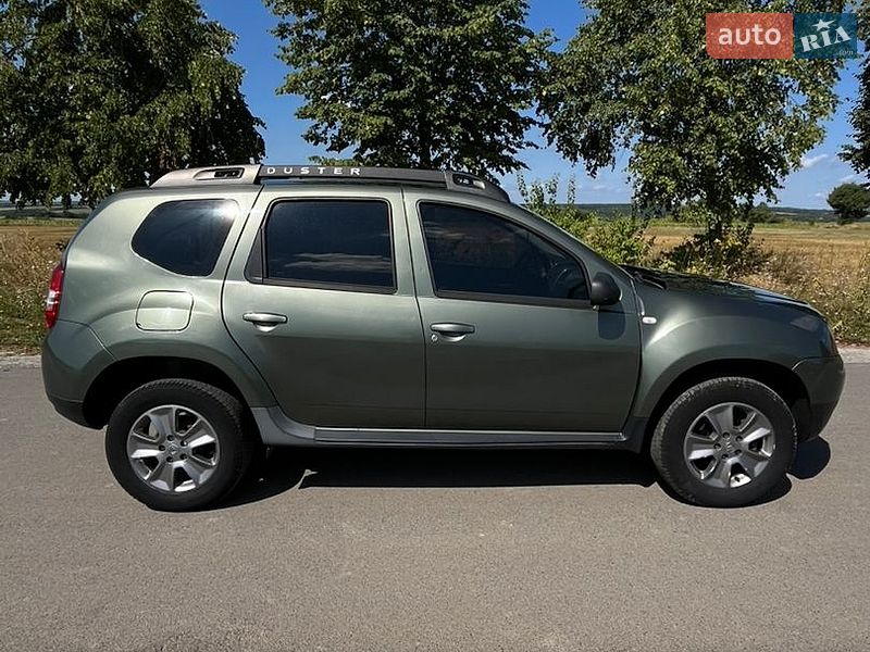 Позашляховик / Кросовер Dacia Duster 2015 в Мурованих Курилівцях