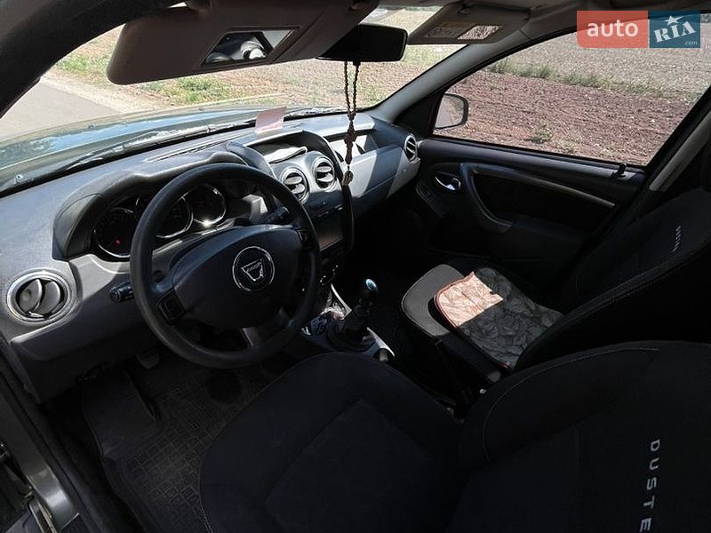 Позашляховик / Кросовер Dacia Duster 2015 в Мурованих Курилівцях