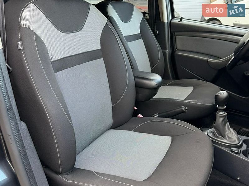 Внедорожник / Кроссовер Dacia Duster 2016 в Бродах