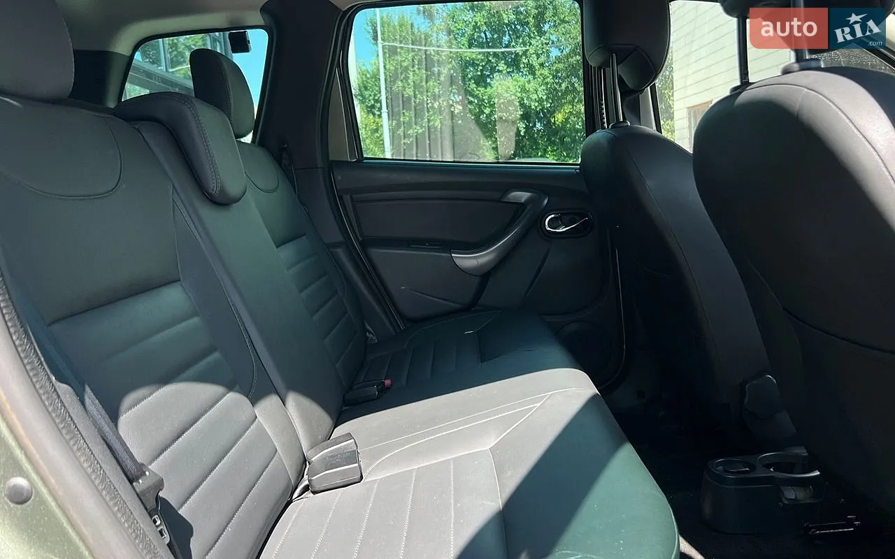 2015 Dacia Duster - мініатюра 24