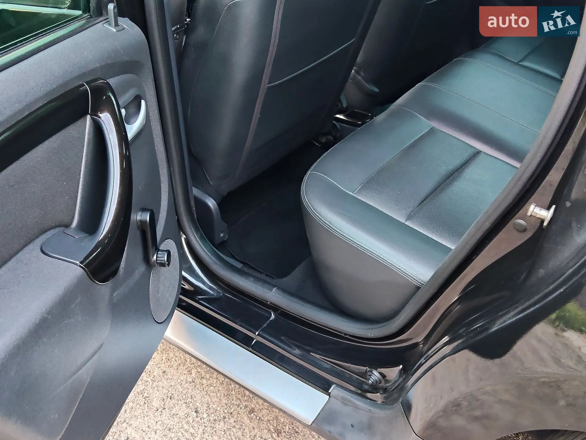 2011 Dacia Duster - мініатюра 27