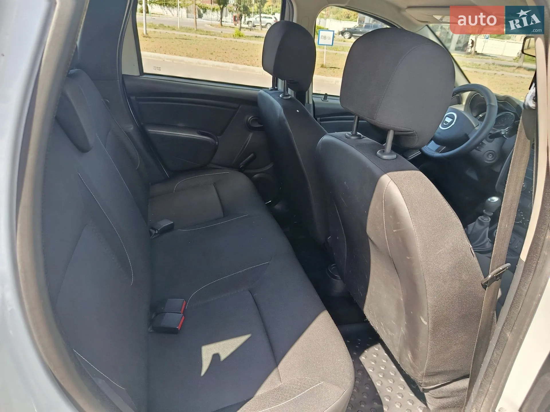 2016 Dacia Duster - мініатюра 16