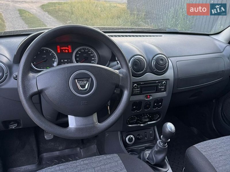 Внедорожник / Кроссовер Dacia Duster 2012 в Великой Багачке