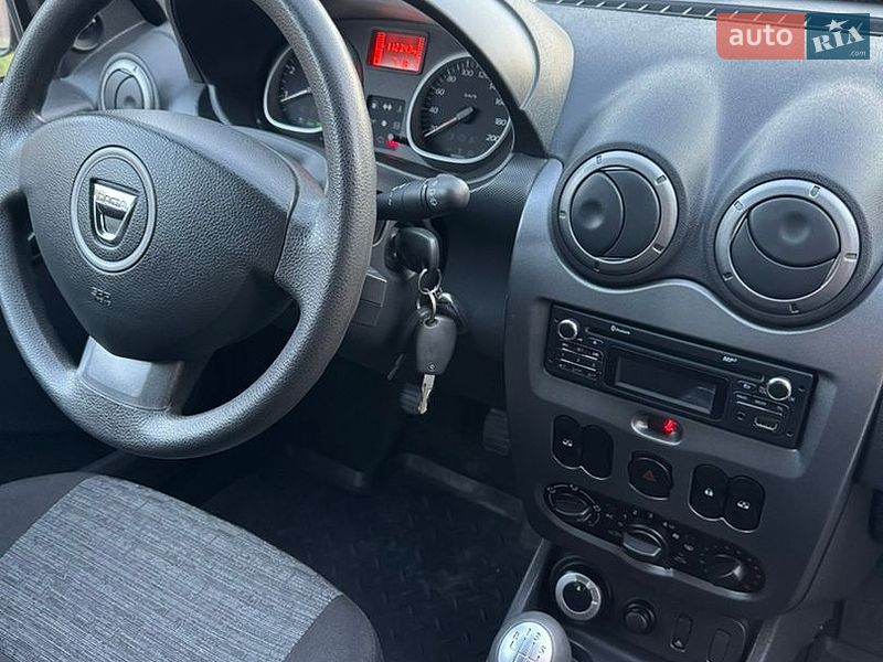 Внедорожник / Кроссовер Dacia Duster 2012 в Великой Багачке