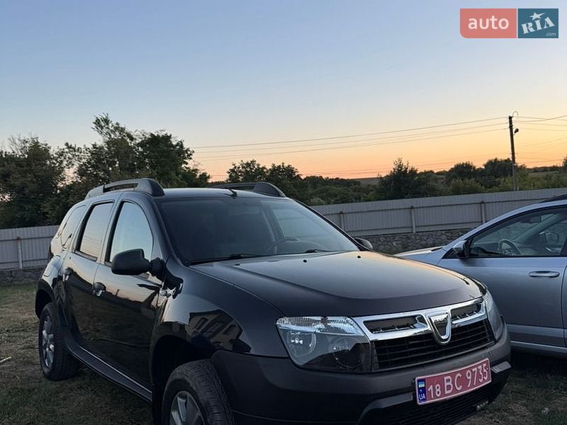Внедорожник / Кроссовер Dacia Duster 2012 в Великой Багачке