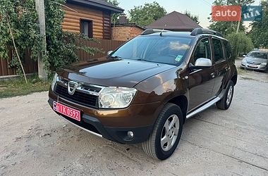 Внедорожник / Кроссовер Dacia Duster 2011 в Ахтырке