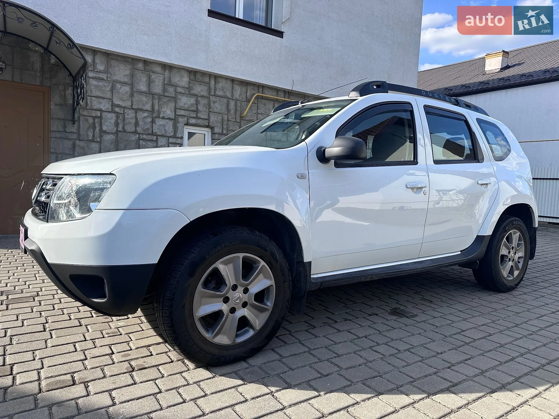 2015 Dacia Duster - мініатюра 4