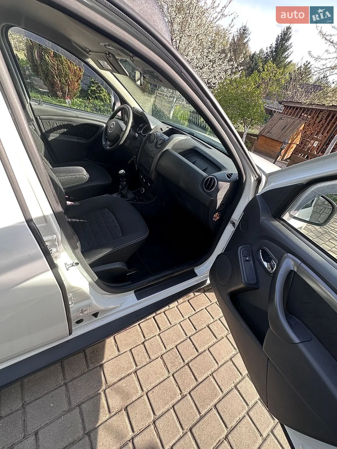 2015 Dacia Duster - мініатюра 14