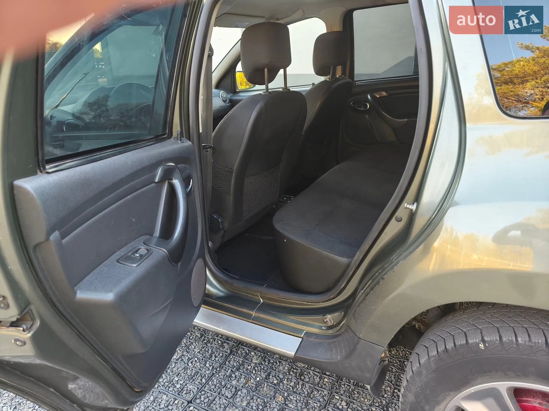 2015 Dacia Duster - мініатюра 13