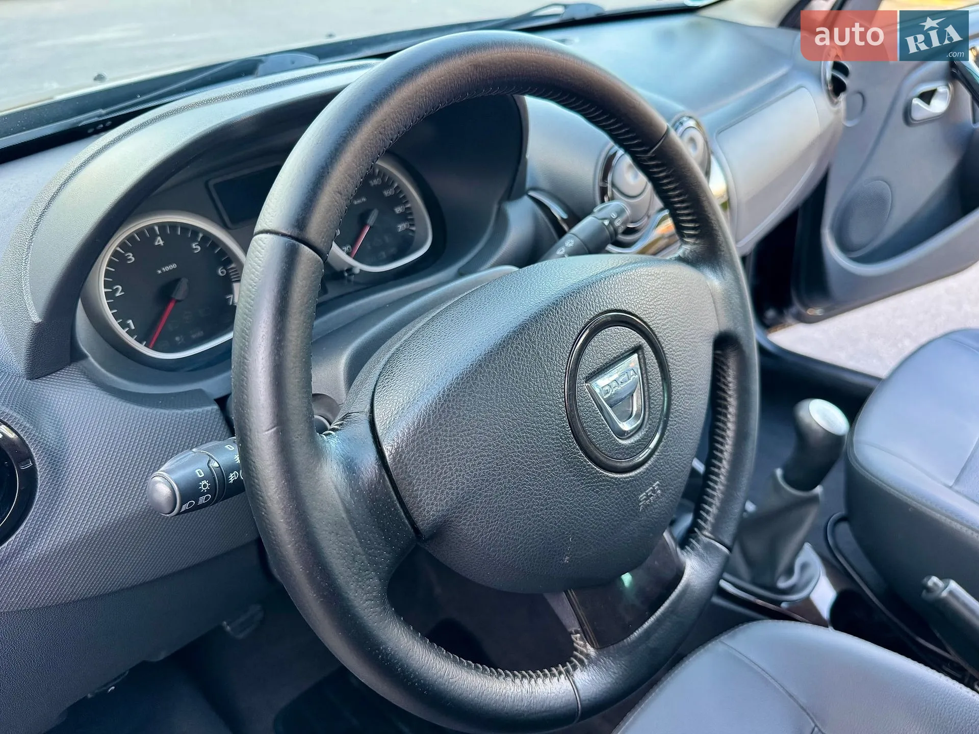2011 Dacia Duster - мініатюра 38