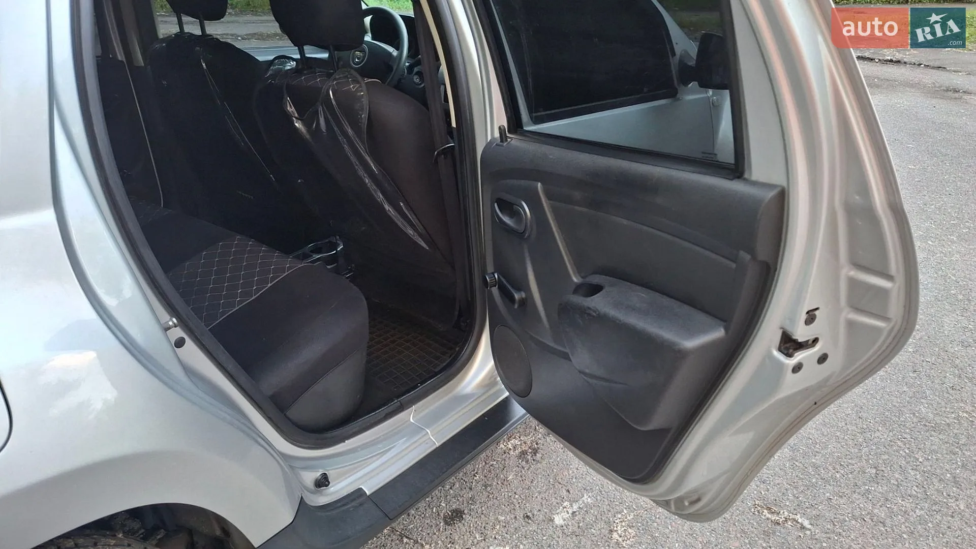 2010 Dacia Duster - мініатюра 13