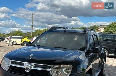 Внедорожник / Кроссовер Dacia Duster 2012 в Великой Багачке