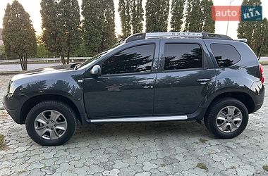 Позашляховик / Кросовер Dacia Duster 2014 в Дубні