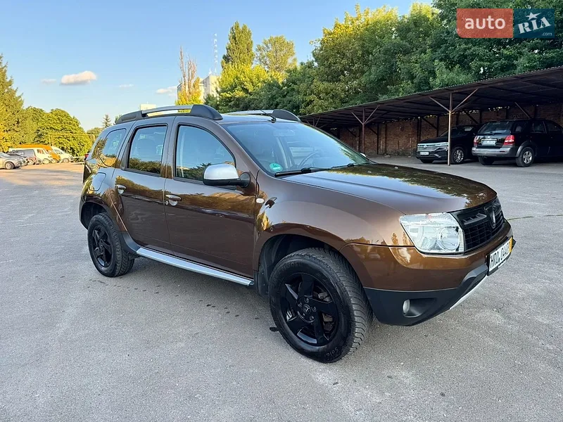 Dacia Duster 2011