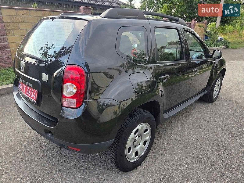 Внедорожник / Кроссовер Dacia Duster 2011 в Каменском