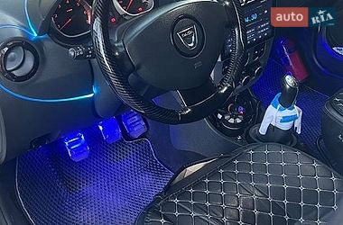 Позашляховик / Кросовер Dacia Duster 2011 в Чернігові фото 6 Позашляховик / Кросовер Dacia Duster 2011 в Чернігові