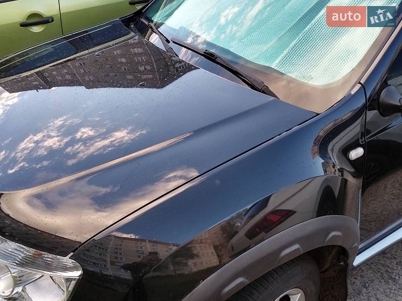 Внедорожник / Кроссовер Dacia Duster 2010 в Вараше