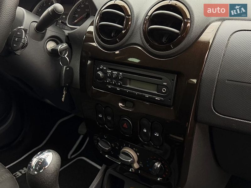 Внедорожник / Кроссовер Dacia Duster 2010 в Чернигове