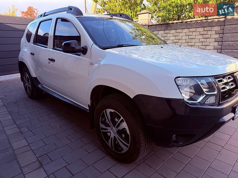 Позашляховик / Кросовер Dacia Duster 2016 в Дубні