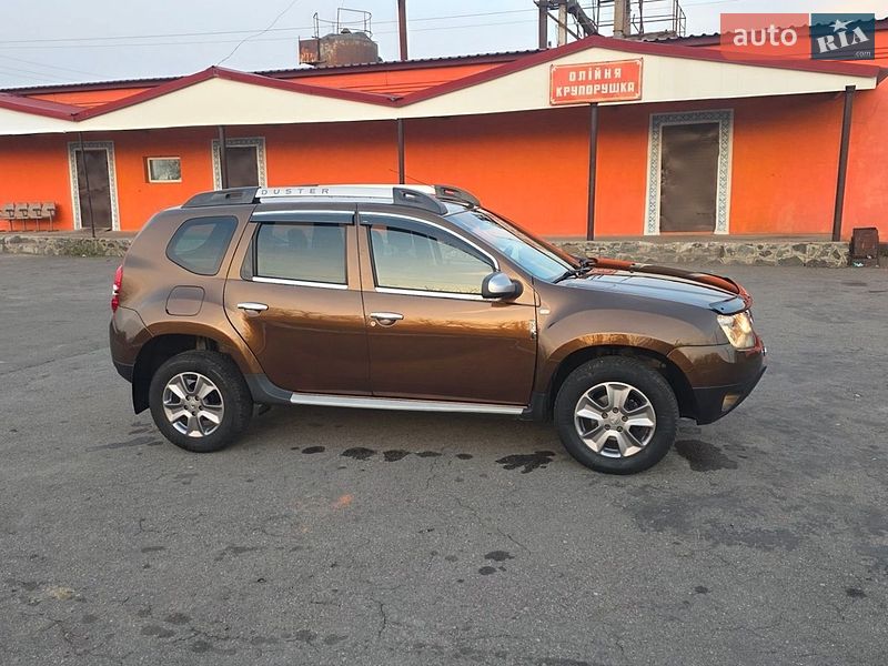 Позашляховик / Кросовер Dacia Duster 2015 в Новоархангельську