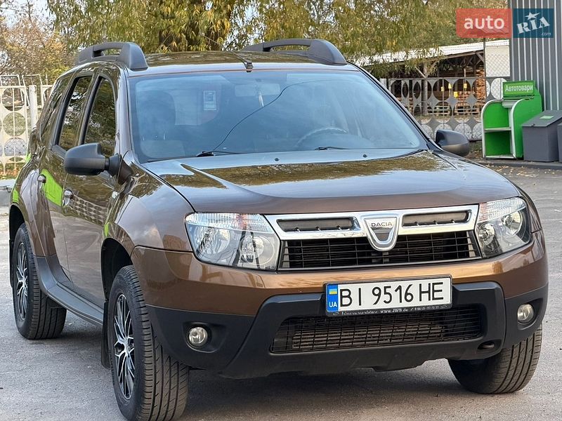 Позашляховик / Кросовер Dacia Duster 2013 в Лубнах