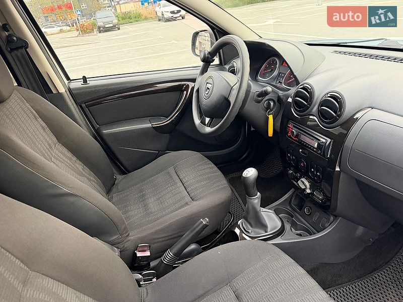 Внедорожник / Кроссовер Dacia Duster 2011 в Киеве фото 11 Внедорожник / Кроссовер Dacia Duster 2011 в Киеве