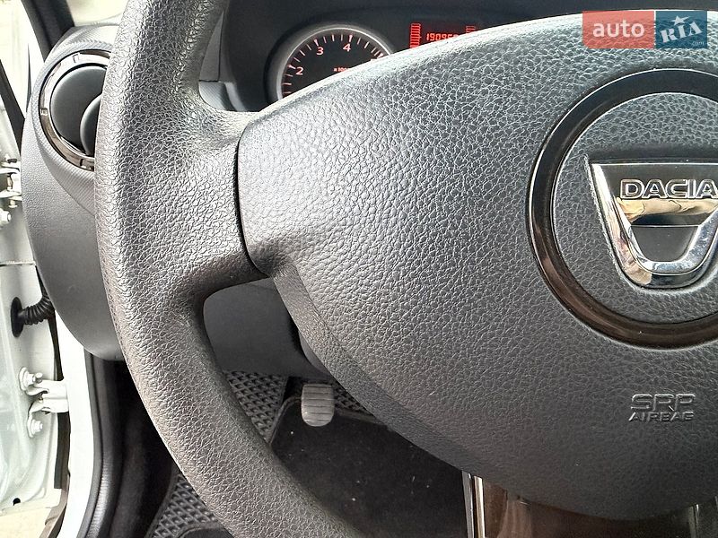 Внедорожник / Кроссовер Dacia Duster 2011 в Киеве фото 12 Внедорожник / Кроссовер Dacia Duster 2011 в Киеве