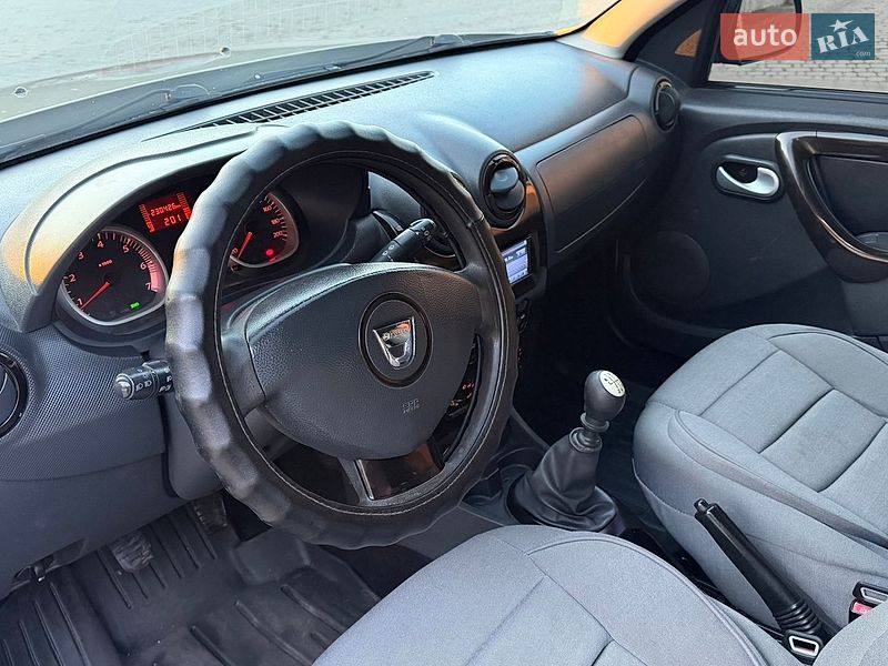 Внедорожник / Кроссовер Dacia Duster 2012 в Борщеве