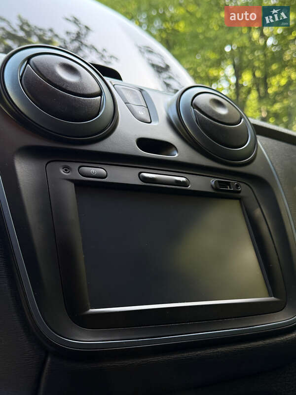 Минивэн Dacia Lodgy Stepway 2016 в Стрые фото 38 Минивэн Dacia Lodgy Stepway 2016 в Стрые