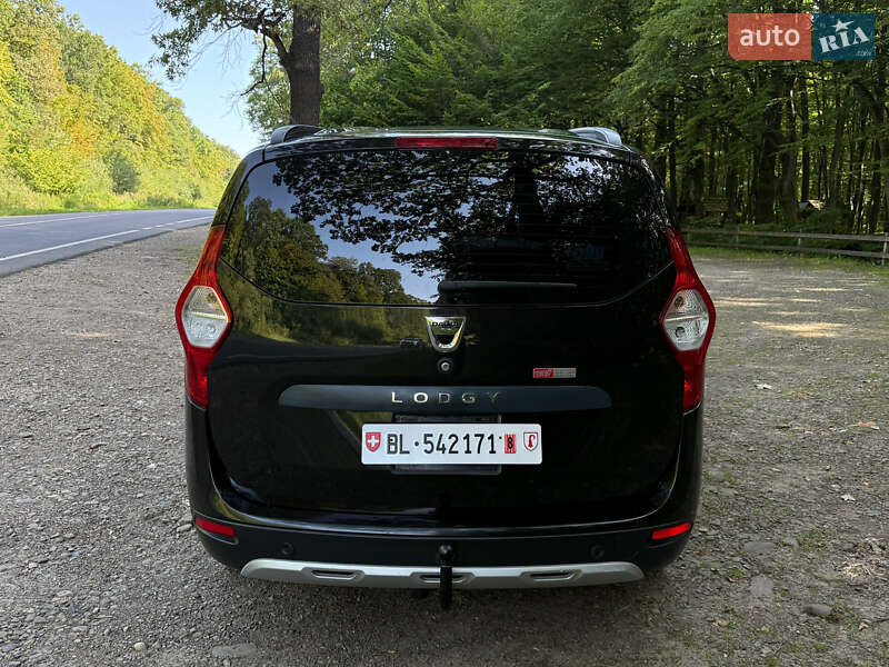 Минивэн Dacia Lodgy Stepway 2016 в Стрые фото 42 Минивэн Dacia Lodgy Stepway 2016 в Стрые