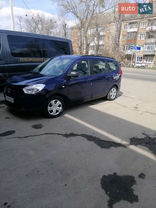 Dacia Lodgy 2013