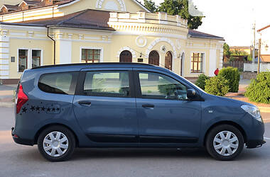 Минивэн Dacia Lodgy 2013 в Киеве