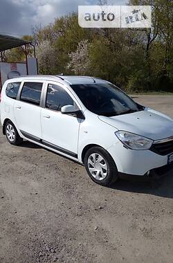 Dacia Lodgy 2012