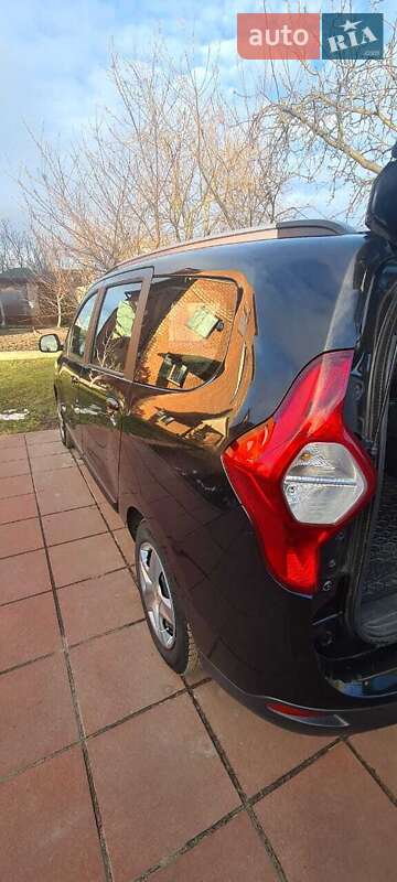 Минивэн Dacia Lodgy 2014 в Киеве