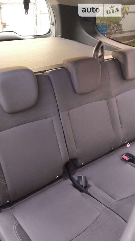 Dacia lodgy 3 clearance isofix