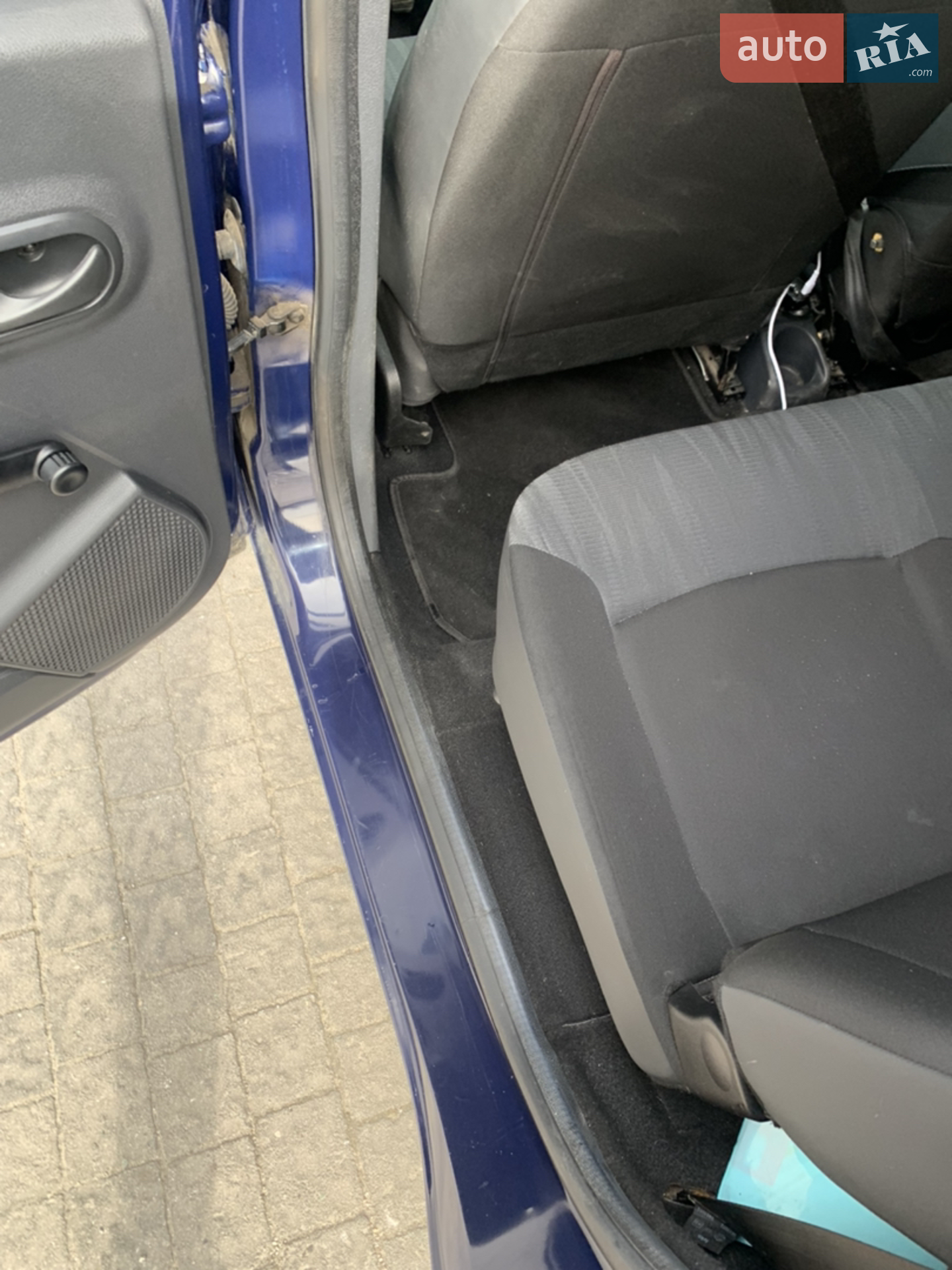 2013 Dacia Lodgy - мініатюра 23