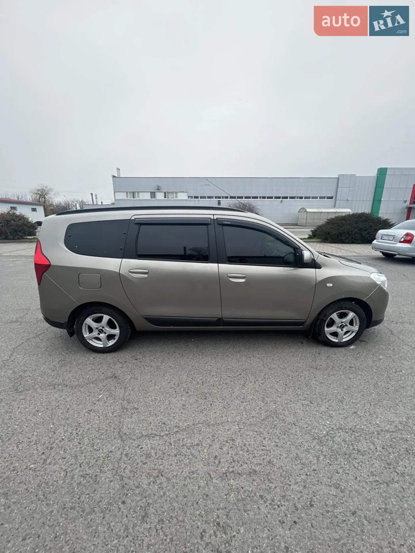Dacia Lodgy 2013 VIN UU1JSDB0548987556 фото оголошення 4 з 12