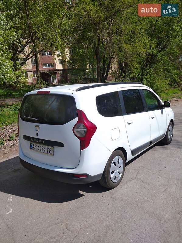Минивэн Dacia Lodgy 2016 в Днепре