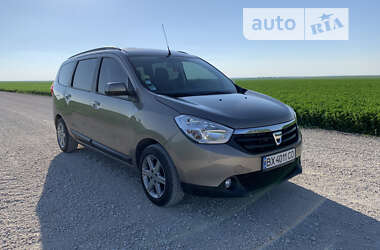 Мінівен Dacia Lodgy 2012 в Волочиську